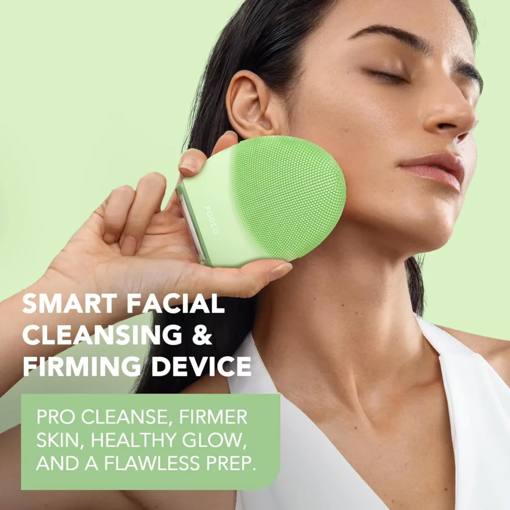 FOREO LUNA 4 Facial Cleansing Brush Review